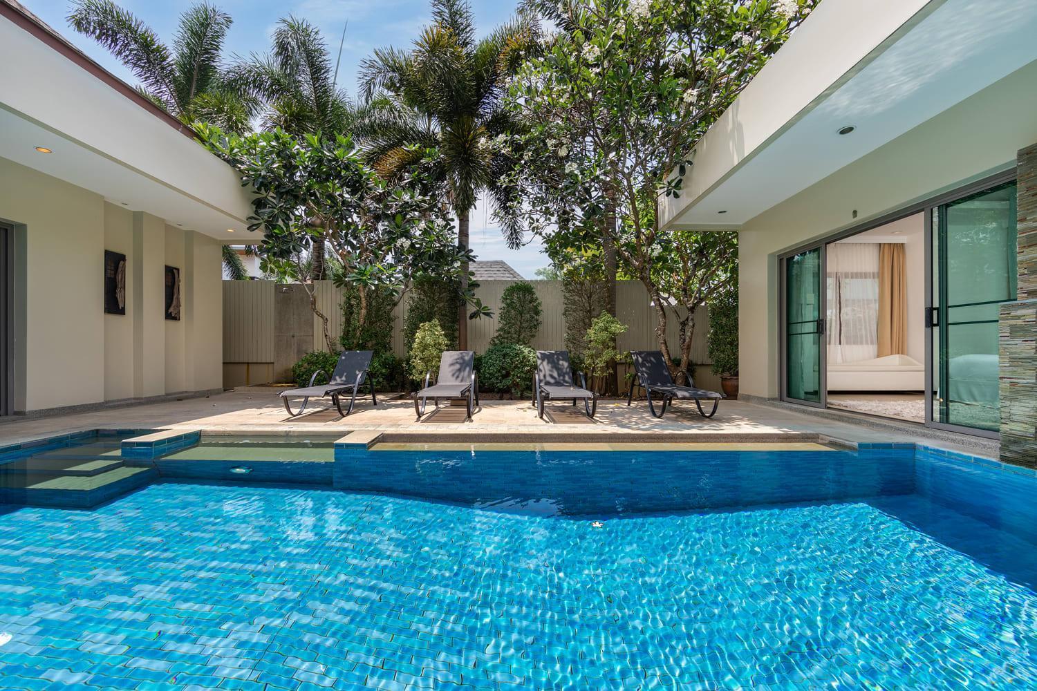 Villa Bond| 3 Bedrooms | Private Pool | 3 Min To Naiharn Beach Rawai Exterior photo